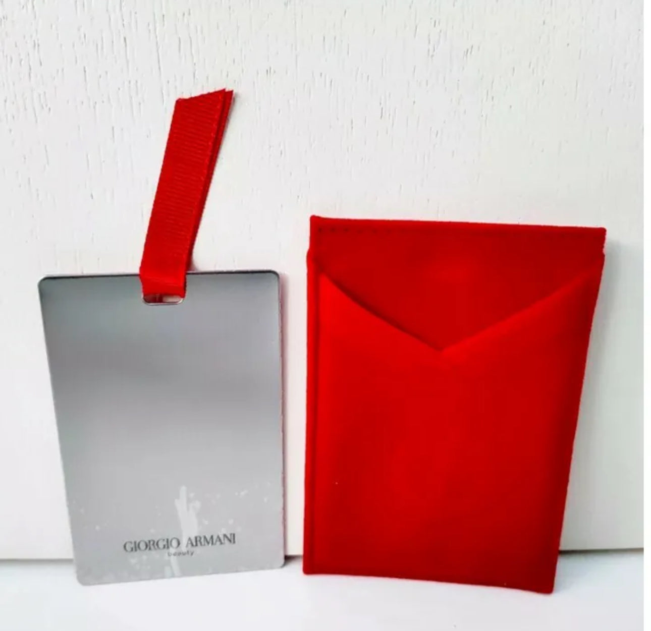 現貨❤️ARMANI新款红色绒布套款鏡(專櫃)