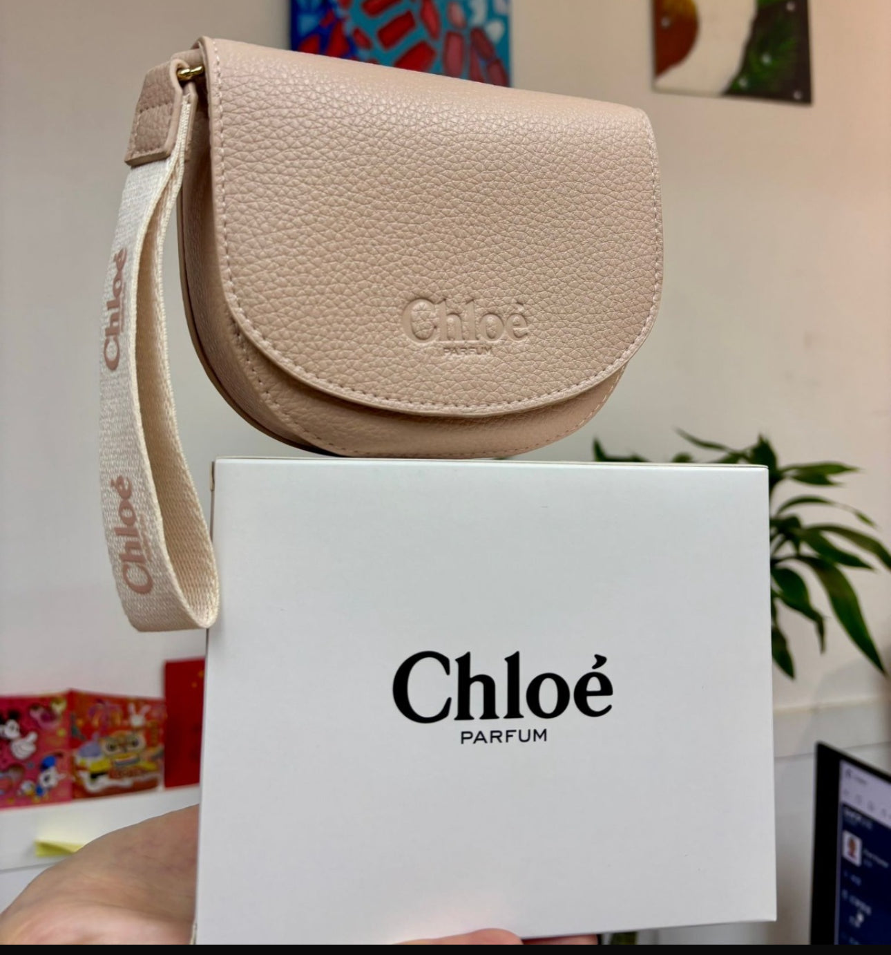 現貨❤️限量🌸CHLOE 皮革小豬手提包 (有盒)