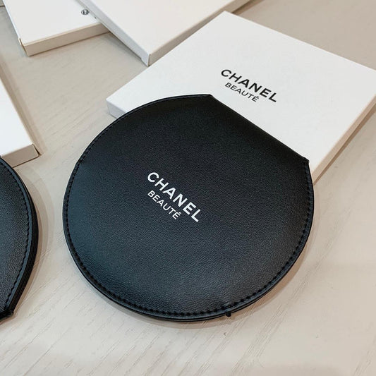 現貨❤️CHANEL BEAUTE特別禮坐枱鏡 (專櫃