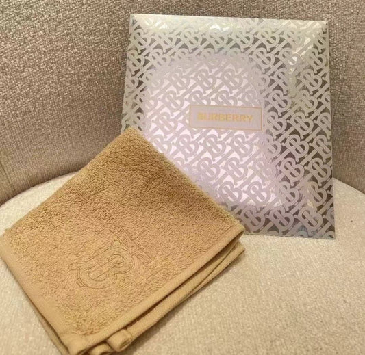 現貨❤️🌸Burberry Face Cloth Towel 經典logo毛巾仔(含銀色包裝)