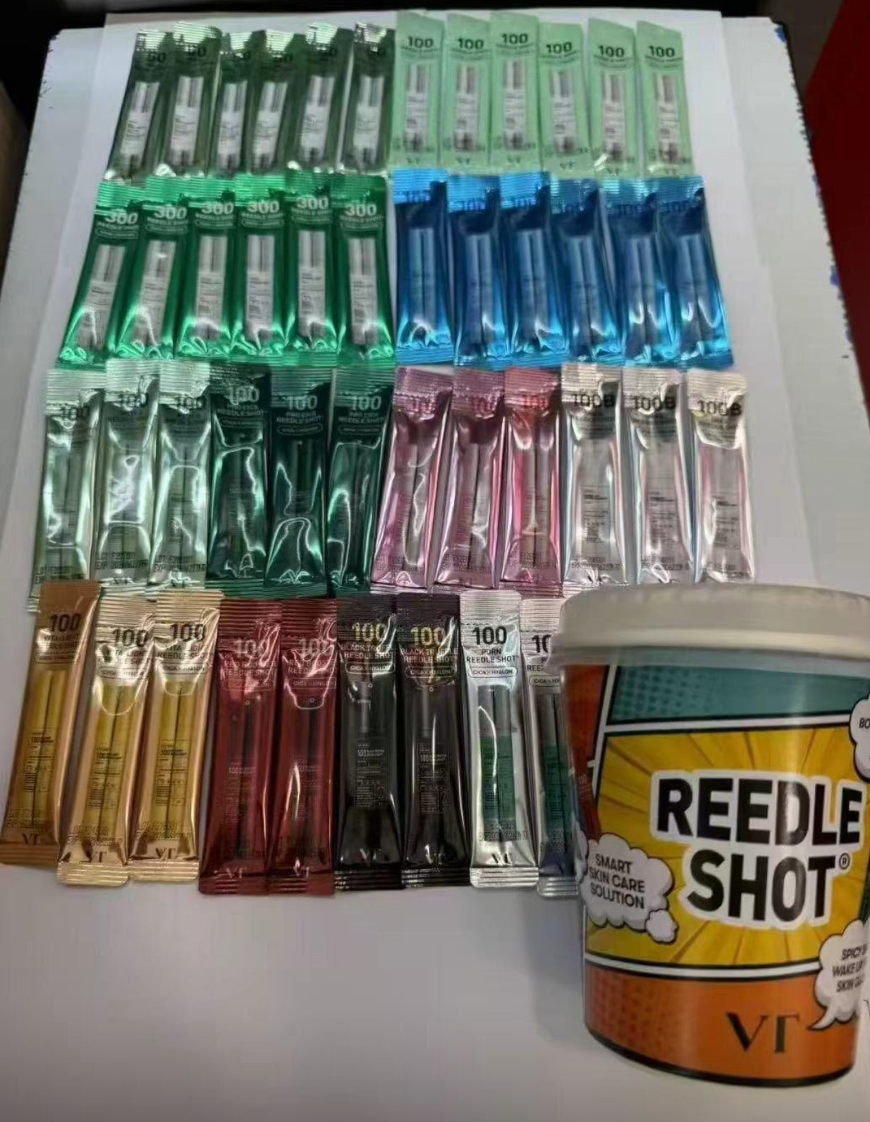 現貨❤️最新韓國  VT 微晶針精華宇宙桶裝大禮包 1ml X 45條