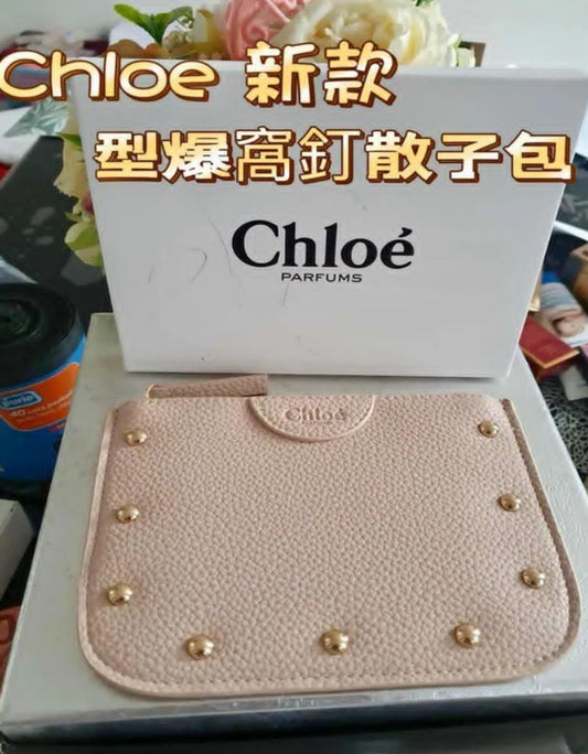 現貨❤️Chloe 新款 型爆窩釘散子包(有盒)